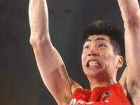 九游娱乐-今晚德国杯传出新动向；广厦男篮门线救险；管理层表态：压力陡增；年轻球员得到机会(广厦外援最新情况)