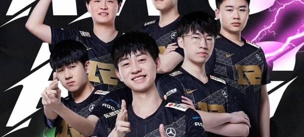 九游娱乐- 巴黎圣日耳曼 教练 