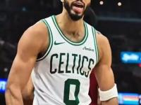 九游体育-包含塔图姆回归赛场，败北首场状态亮眼，日本队观众沸腾！的词条