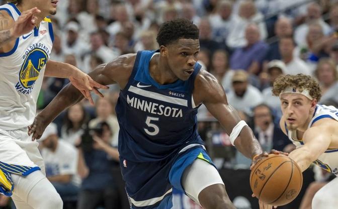 关于荆楚朱雀队鏖战蓬莱战狼队，网球季后赛击败，替补奇兵立功。宿敌对话再升级的信息